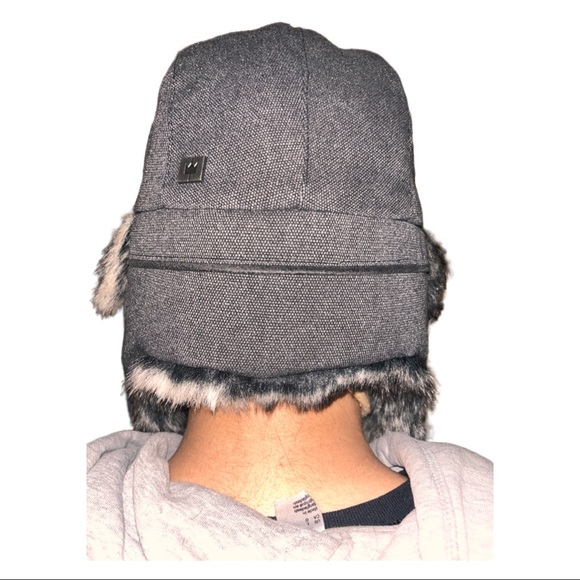 Faux-Fur Trim Hat - Picture 4 of 5
